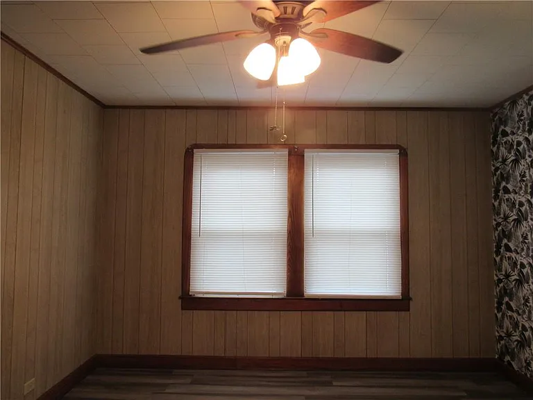 605 Bellanger St — Photo 10