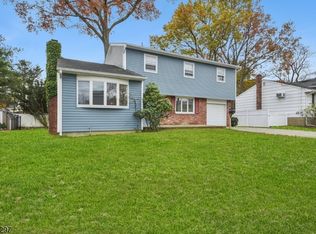 36 Arcadia Rd, Pompton Lakes, NJ 07442