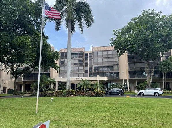 2802 N 46th Ave APT B322, Hollywood, FL 33021