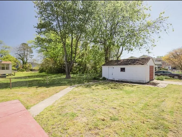 941 Widgeon Rd — Photo 16