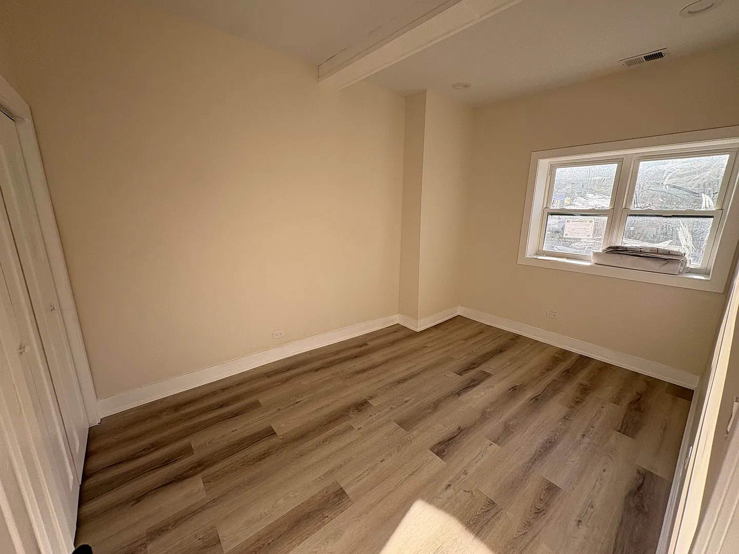1635 N Kedzie Ave — Photo 4