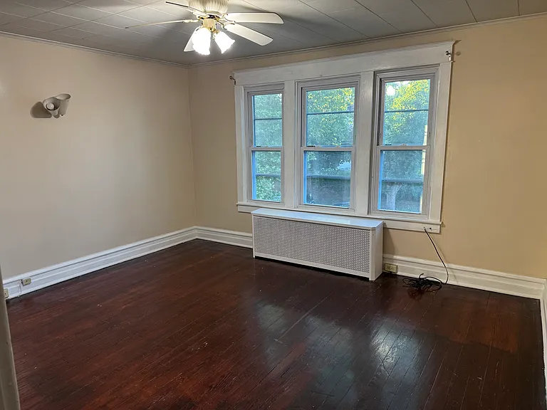 1828 W Washington St — Photo 12