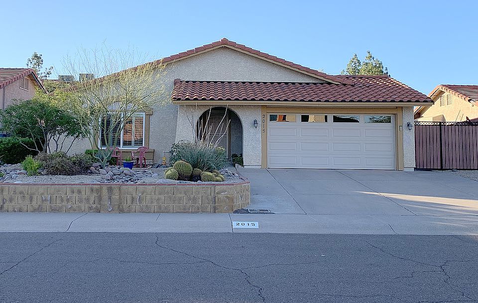 1st image of 2015 E Evans Dr