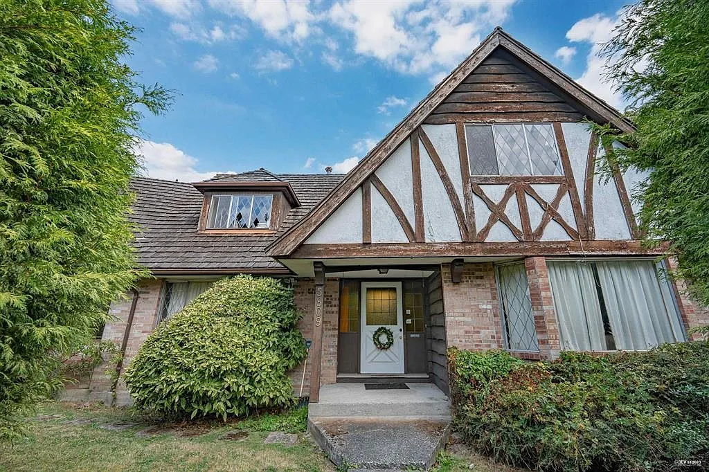 5 bed, 4100 sqft, $5,000 — Photo 1
