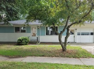 270 E 14th St, Holland, MI
