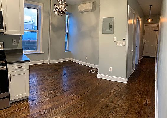 3rd image of 1827 Nostrand Ave #2R
