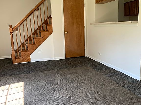3rd image of 1380 N Glen Cir APT C