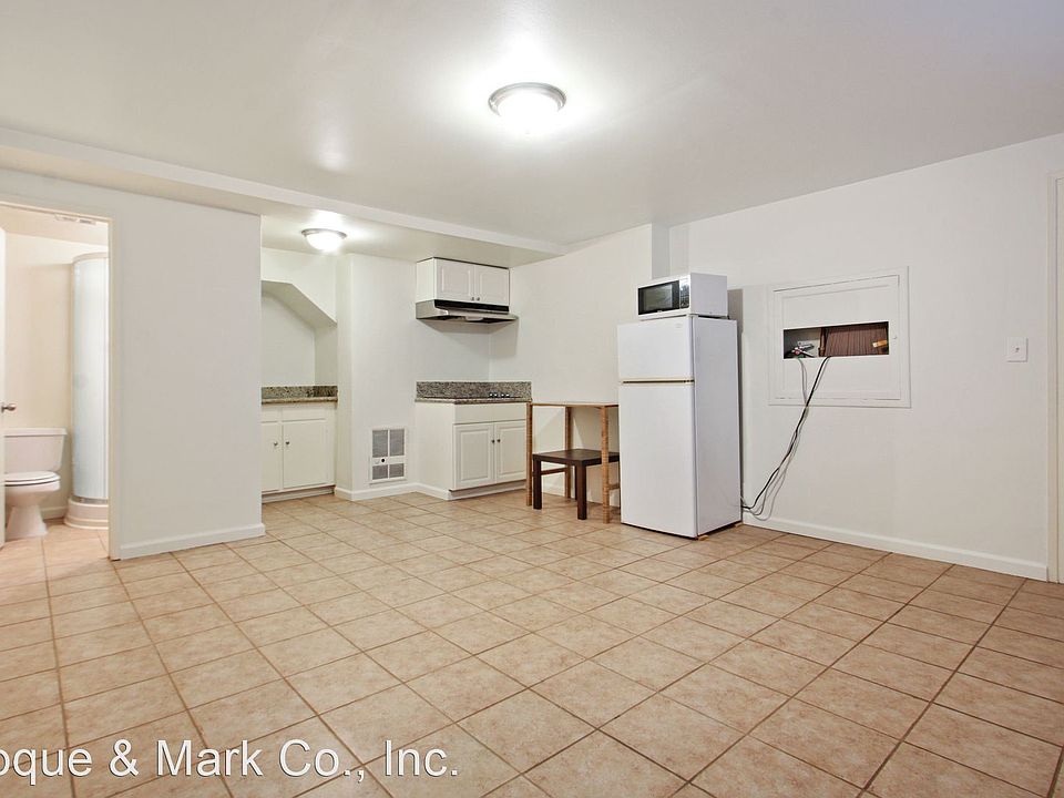 1st image of 12258 Montana Ave APT 1B