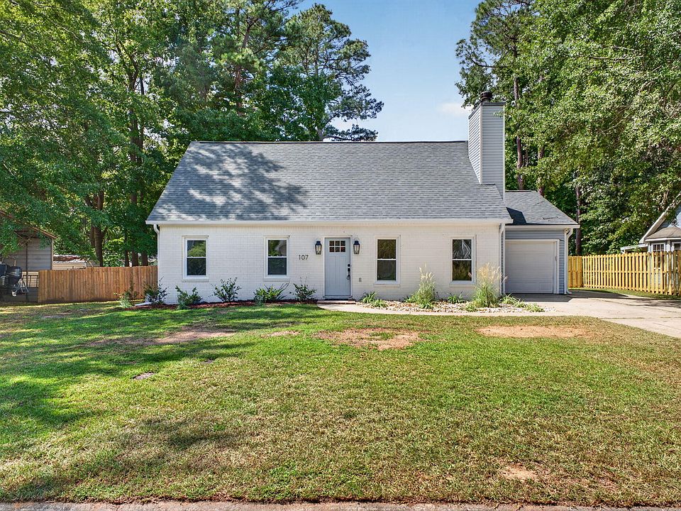 1st image of 107 Poplar Pl