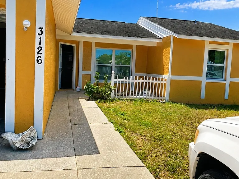 3126 Salton St — Photo 1