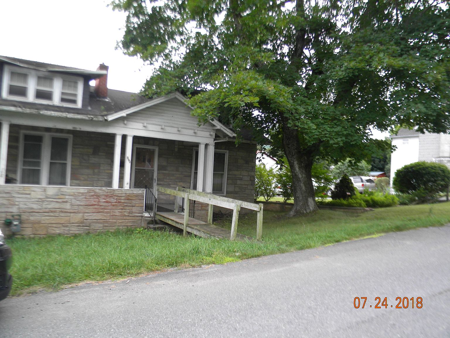 903 Ronceverte Ave, Ronceverte, WV 24970 Zillow