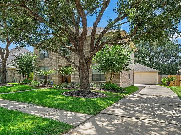 2nd image of 22811 Crested Lark Ct