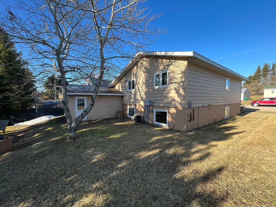 514 2nd St NE, Rolla, ND 58367 Zillow