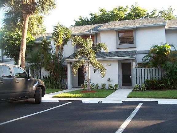5th image of 3497 Carambola Cir S