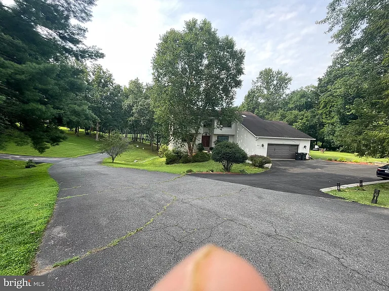 3137 Trenholm Dr — Photo 2