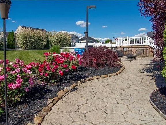 5th image of 2761 Pinegate Dr