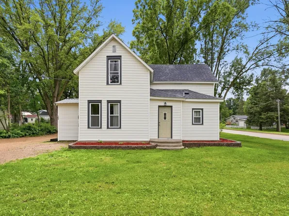 100 3rd Ave SE, New London, MN 56273