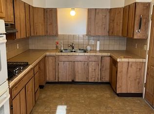 2038 Quesada Ave, San Francisco, CA 94124