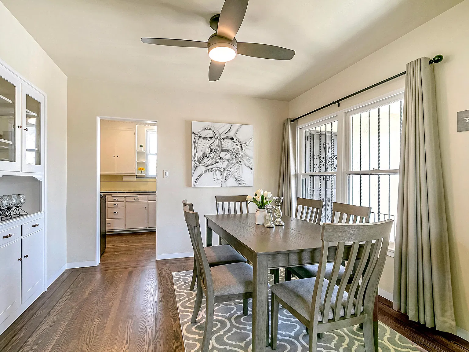 2 bed, 1388 sqft, $3,400 — Photo 3