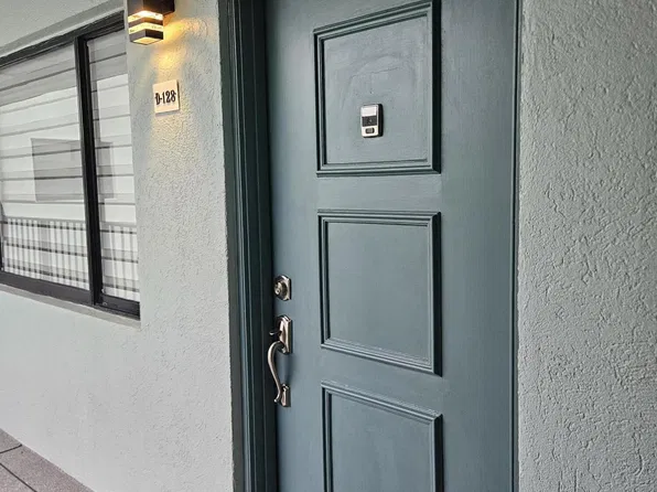 15072 Ashland Pl APT 128, Delray Beach, FL 33484