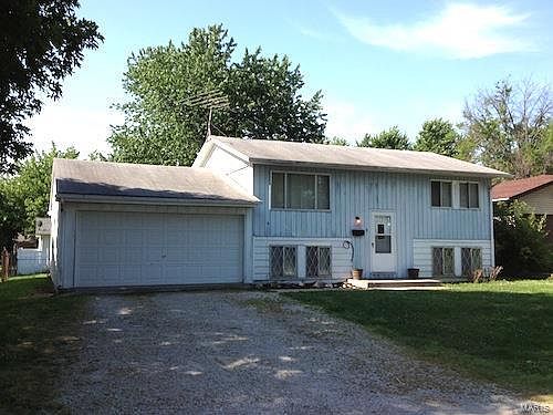 1st image of 1001 W Nixon Dr