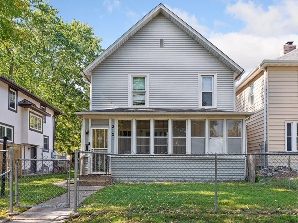 2121 Bryant Ave N, Minneapolis, MN 55411