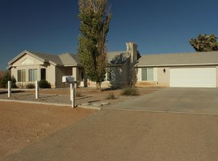 15185 Nanticoke Rd, Apple Valley, CA 92307