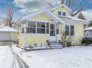 424 Douglas St, Oswego, IL 60543