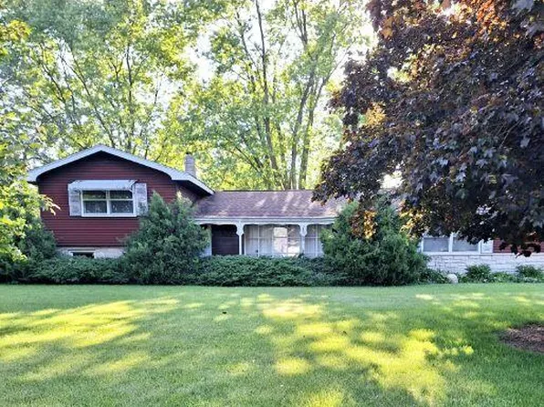 69860 Eisenhower Rd, Sturgis, MI 49091