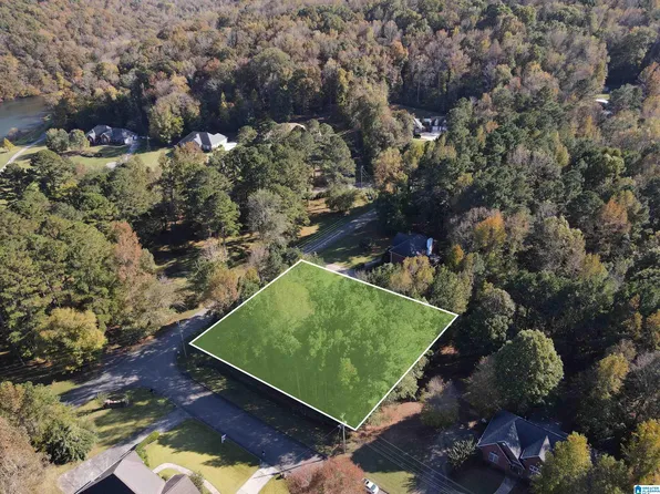 8040 Emerald Lake Dr W #4, Pinson, AL 35126