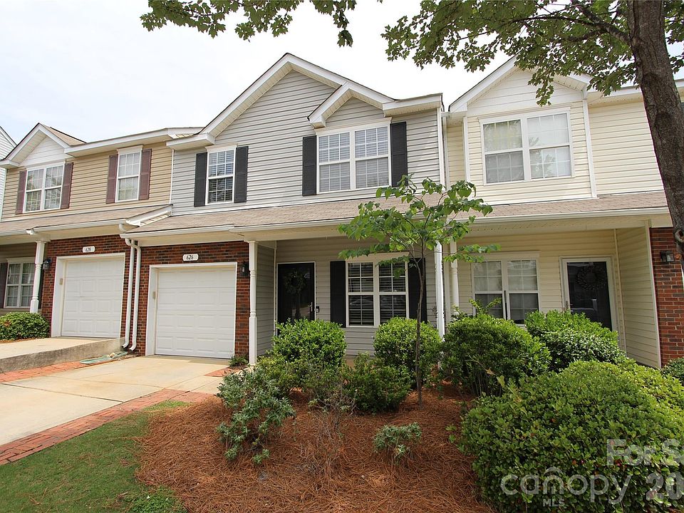 1st image of 626 Fountain Ct