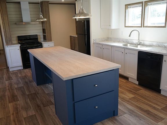 5th image of 18 Bubalo Dr