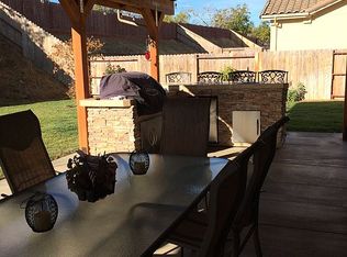209 Katie Ct, Lakeport, CA