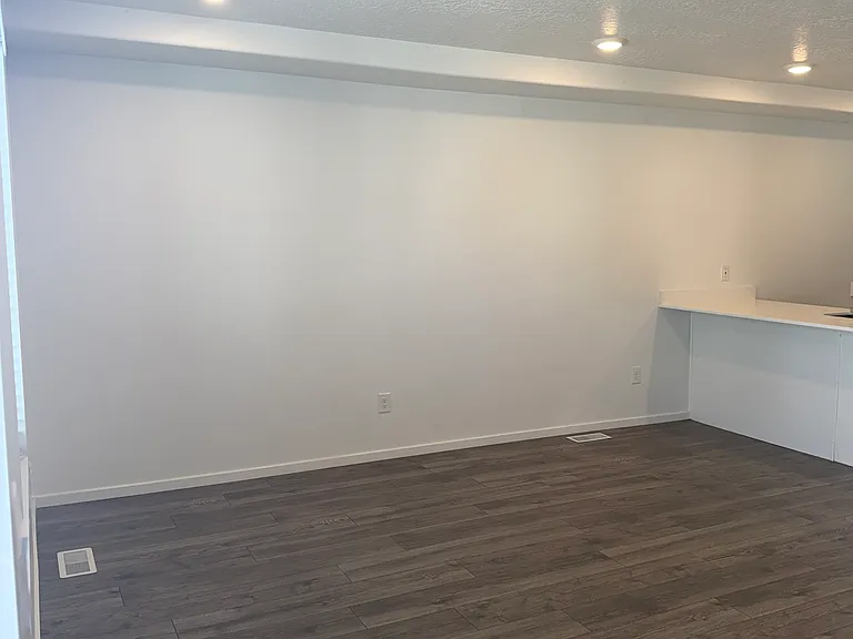 1545 S 3740 E — Photo 5