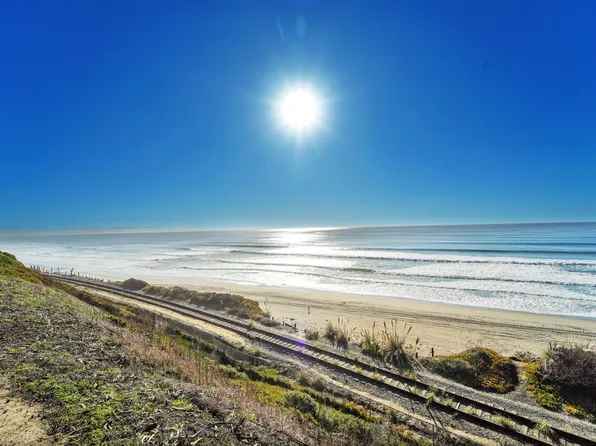 105 La Selva Dr, Watsonville, CA 95076