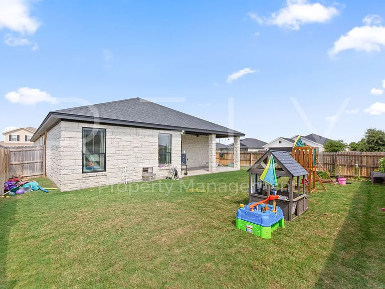 129 Seattle Slew Dr — Photo 49