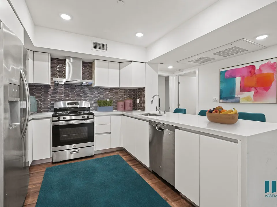 Full-Size Kitchen with Energy-Efficient Appliances