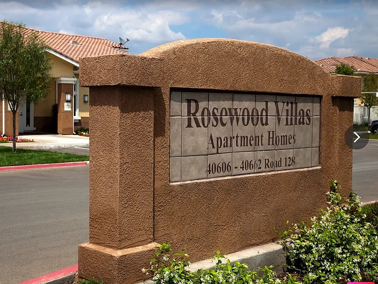 Rosewood Villas — Photo 2