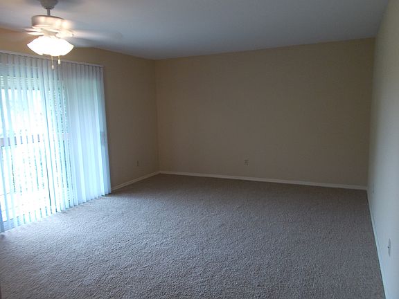 Living Room/Dinning Room