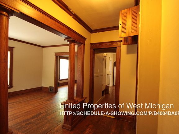 2nd image of 1826 Francis Ave SE #1