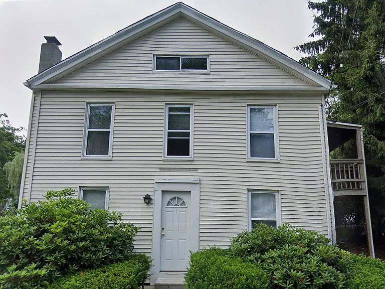 9 Elm St #1 — Photo 1