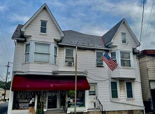 37 Belvidere St APT 2, Nazareth, PA 18064