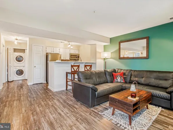 6000 Ellesmere Ct Unit B, Alexandria, VA 22315