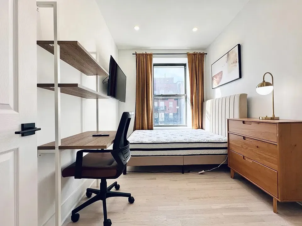 1223 Bedford Ave #3-78