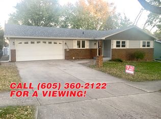 3004 S 8th Ave, Sioux Falls, SD 57105