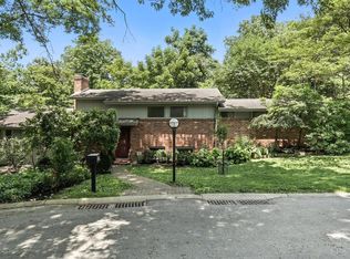 1943 Gregory Ln, Cincinnati, OH 45206