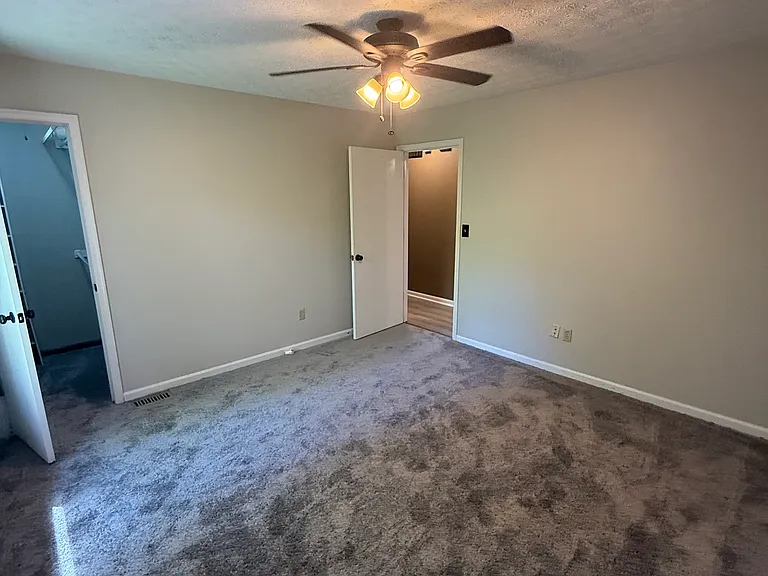 2640 Ridgecrest Ln — Photo 13