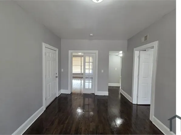 441 E 71st St #2W, Chicago, IL 60619