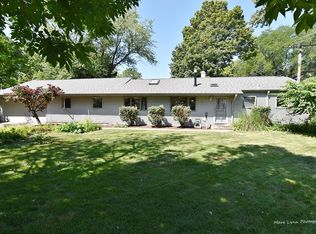 11 S Buell Ave, Aurora, IL 60506