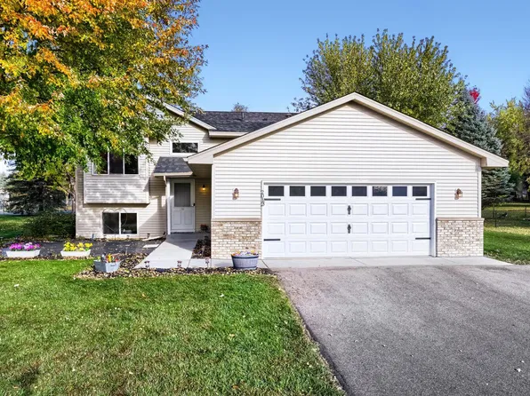 2012 Spruce Ct, Rockford, MN 55373